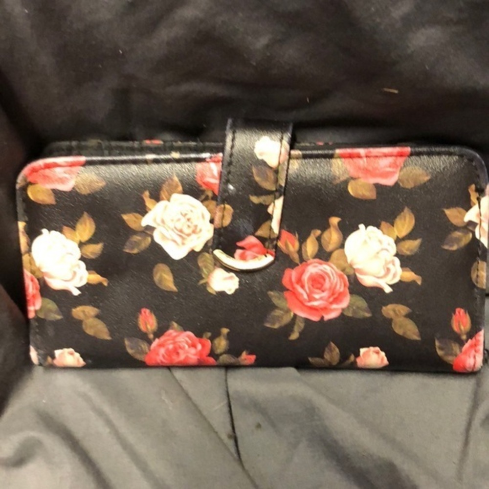 Floral design ladies wallet